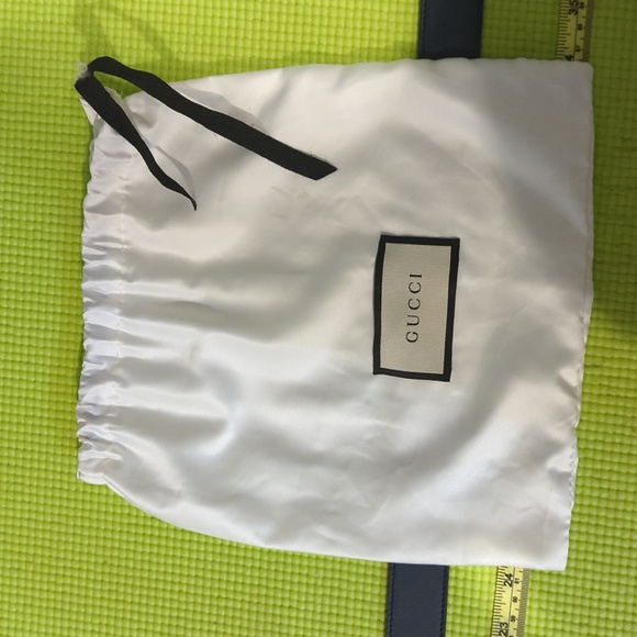 Gucci GG 3 cm gold buckle navy belt - Picture 4 of 8